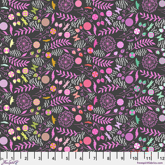 Tula Pink - Prince charming - dandelion licorice