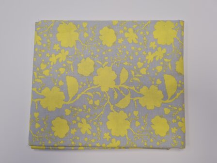 *coupon* tula pink wildflowers daisy 