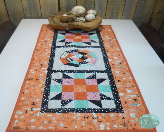 Arachinida tafelloper quilt kit