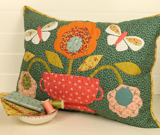 Ellie's quilt place - flower pillow quiltpatroon 