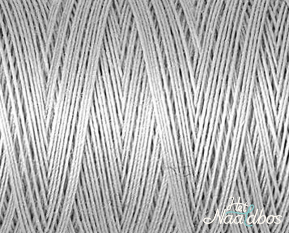 G&uuml;termann katoengaren 618 Feather